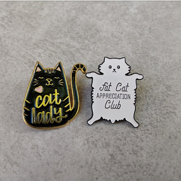 Clearance 2 new cat pins - Picture 2 of 5